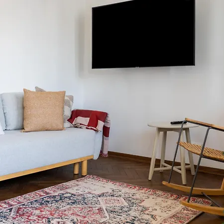 Concierge Center View דירה ורשה