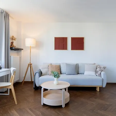 Concierge Center View *