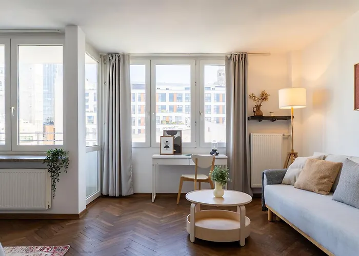 Concierge Center View *