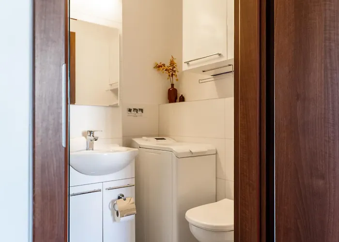 Concierge Center View * Varsó