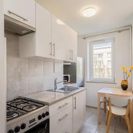 Concierge Center View